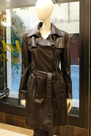Trench barbara in pelle frontale nero